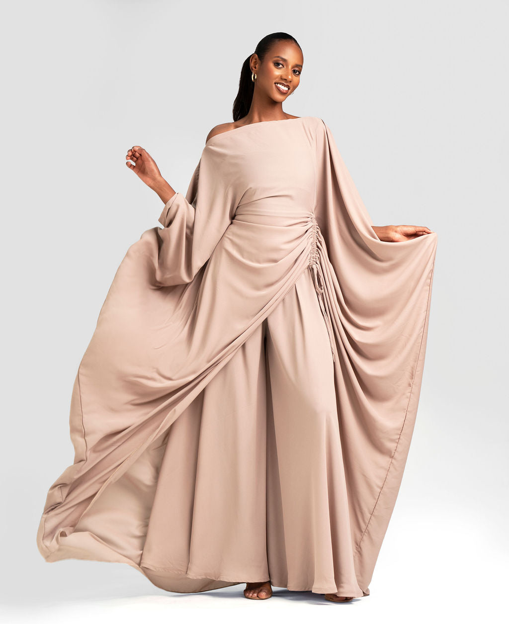 Amani Set in Soft Beige chiffon with DERAC gold bracelet