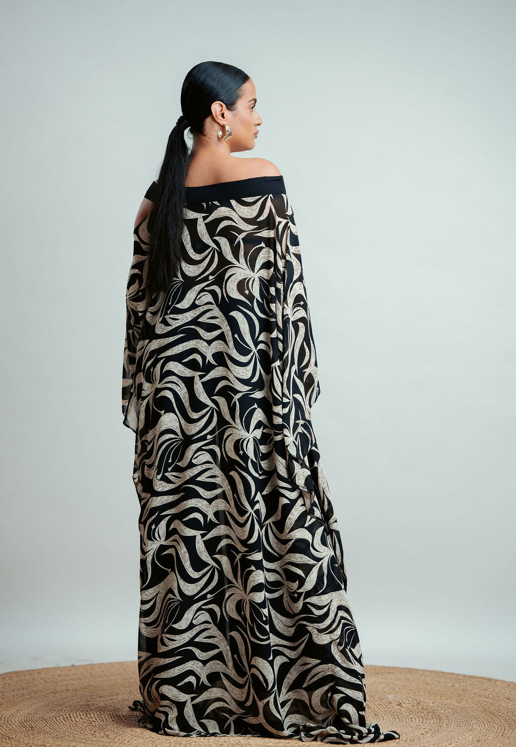Birhane Derac – Noir Garden (Chiffon)