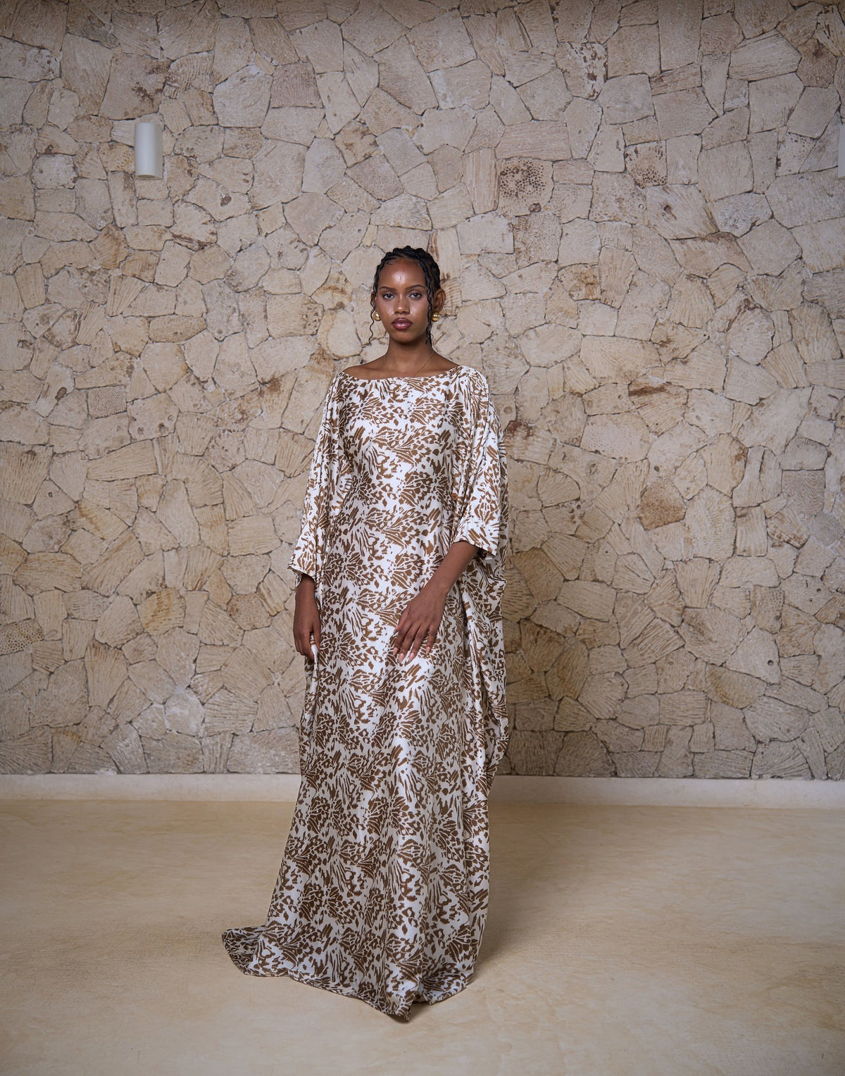 Main Character Derac - Savanna Bloom (Silky Satin)