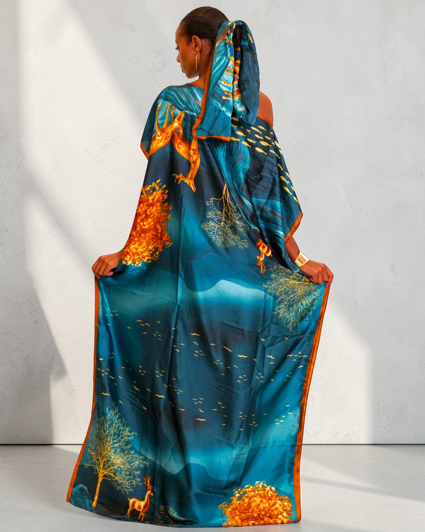 Breeze Derac - Golden Reef (Lightweight Satin)