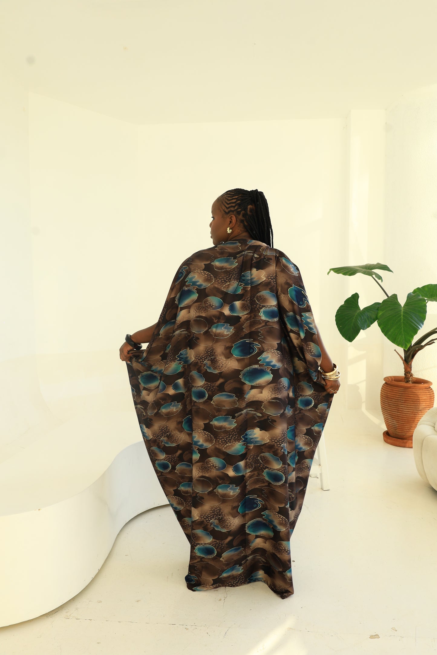 Obsidian Mirage Silk Derac - Zahra Design