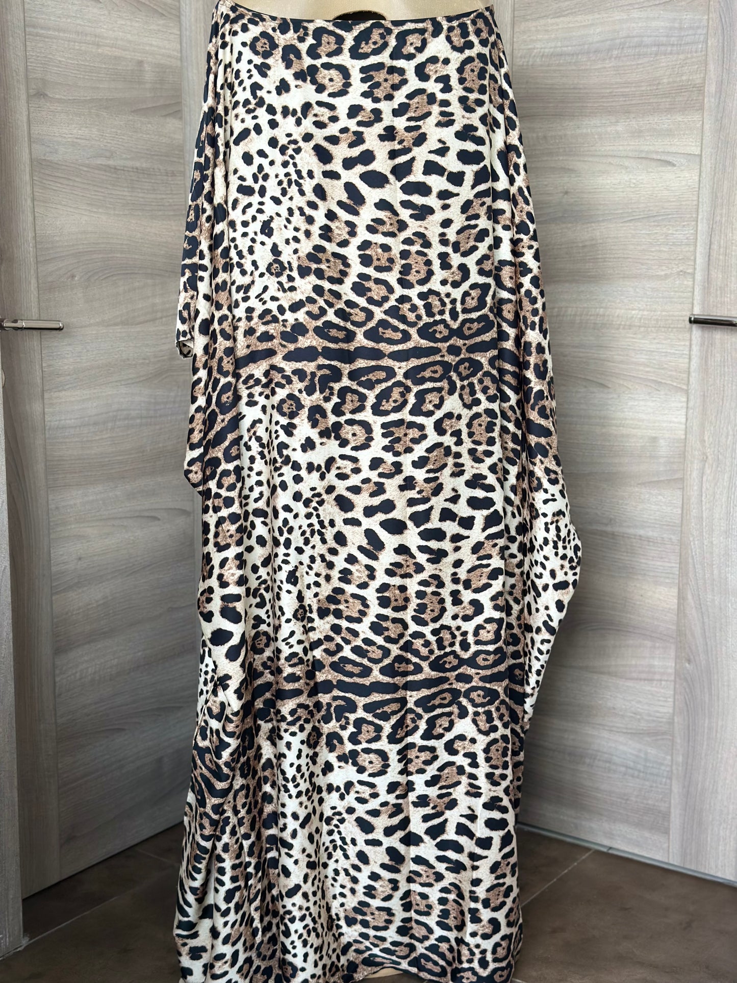 Wild Serenade Silk Derac