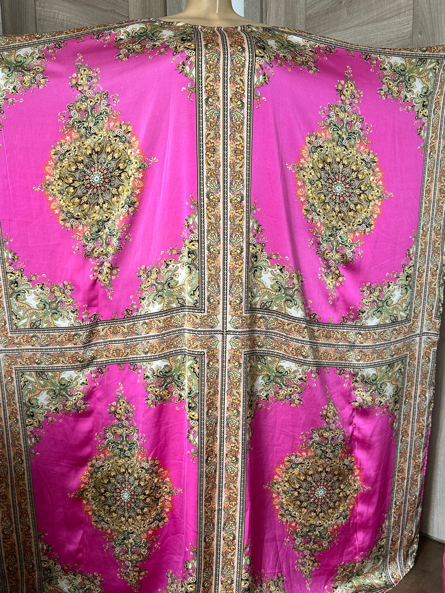 Royal Fuschia Tapestry Derac