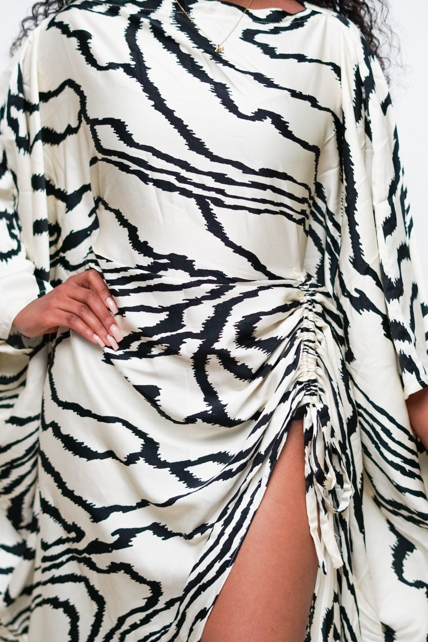 Kiara Derac- Ivory Zebra (Silky Satin)