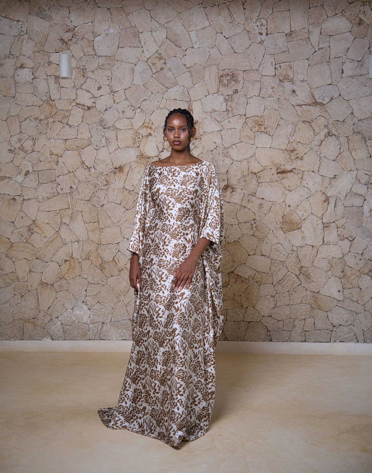 Main Character Derac - Savanna Bloom (Silky Satin)