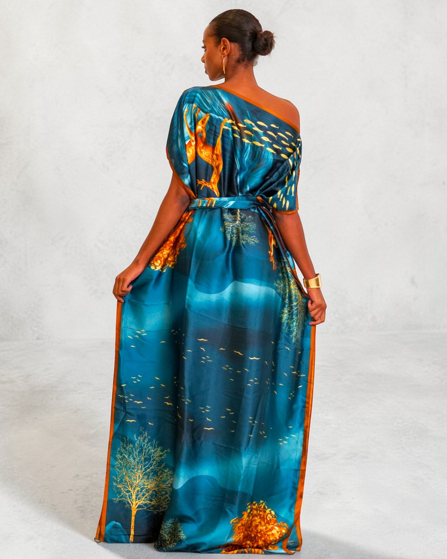 Breeze Derac - Golden Reef (Lightweight Satin)