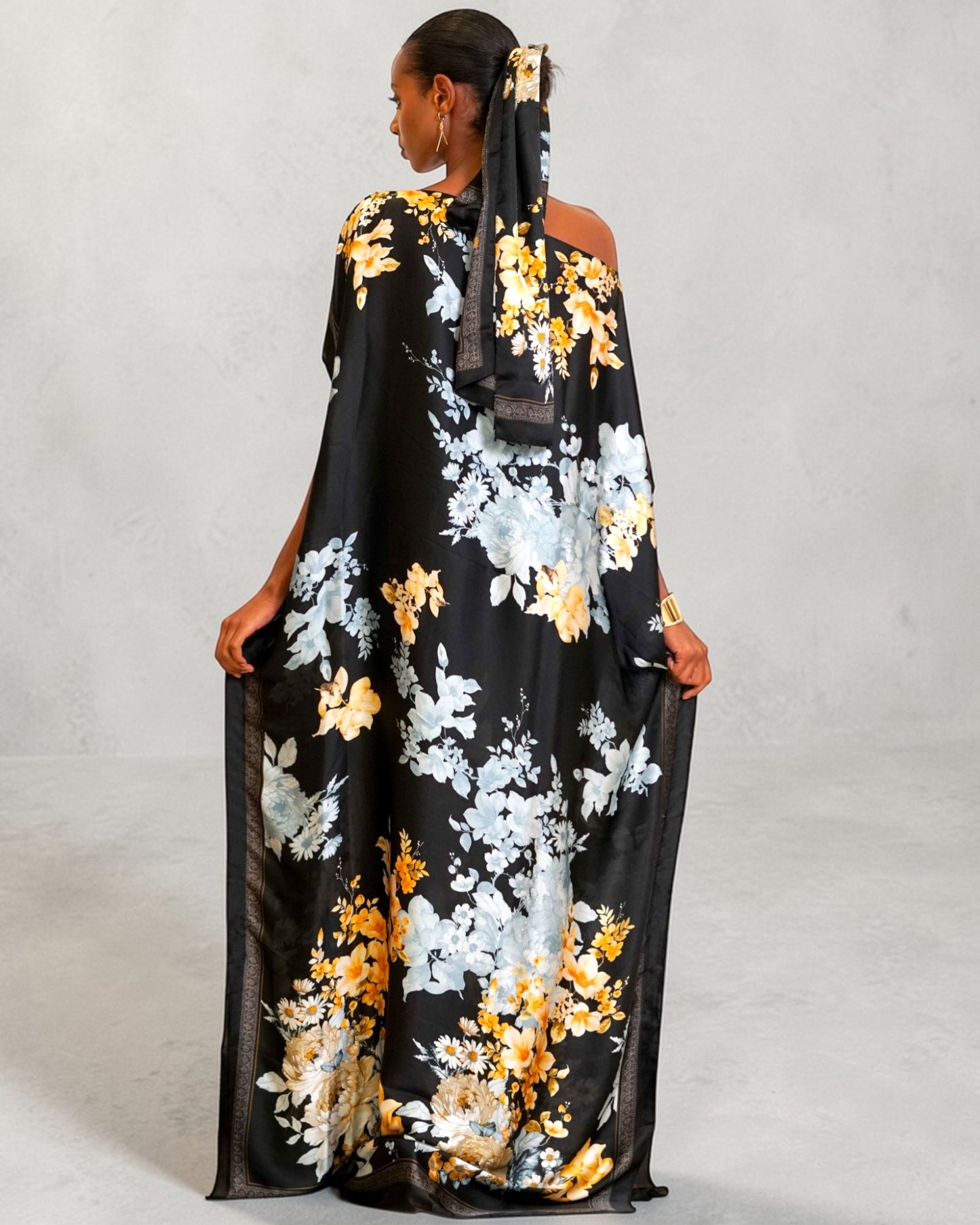 Breeze Derac - Midnight Garden (Lightweight Satin)