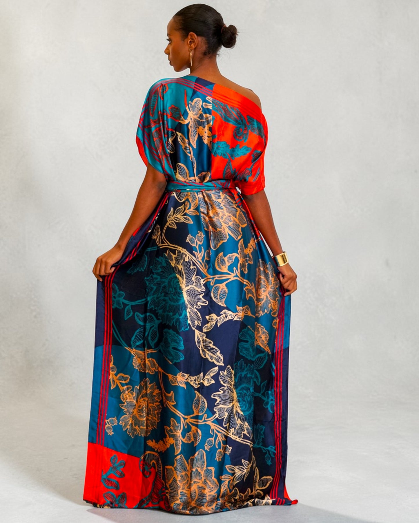 Breeze Derac - Coral Tide (Lightweight Satin)