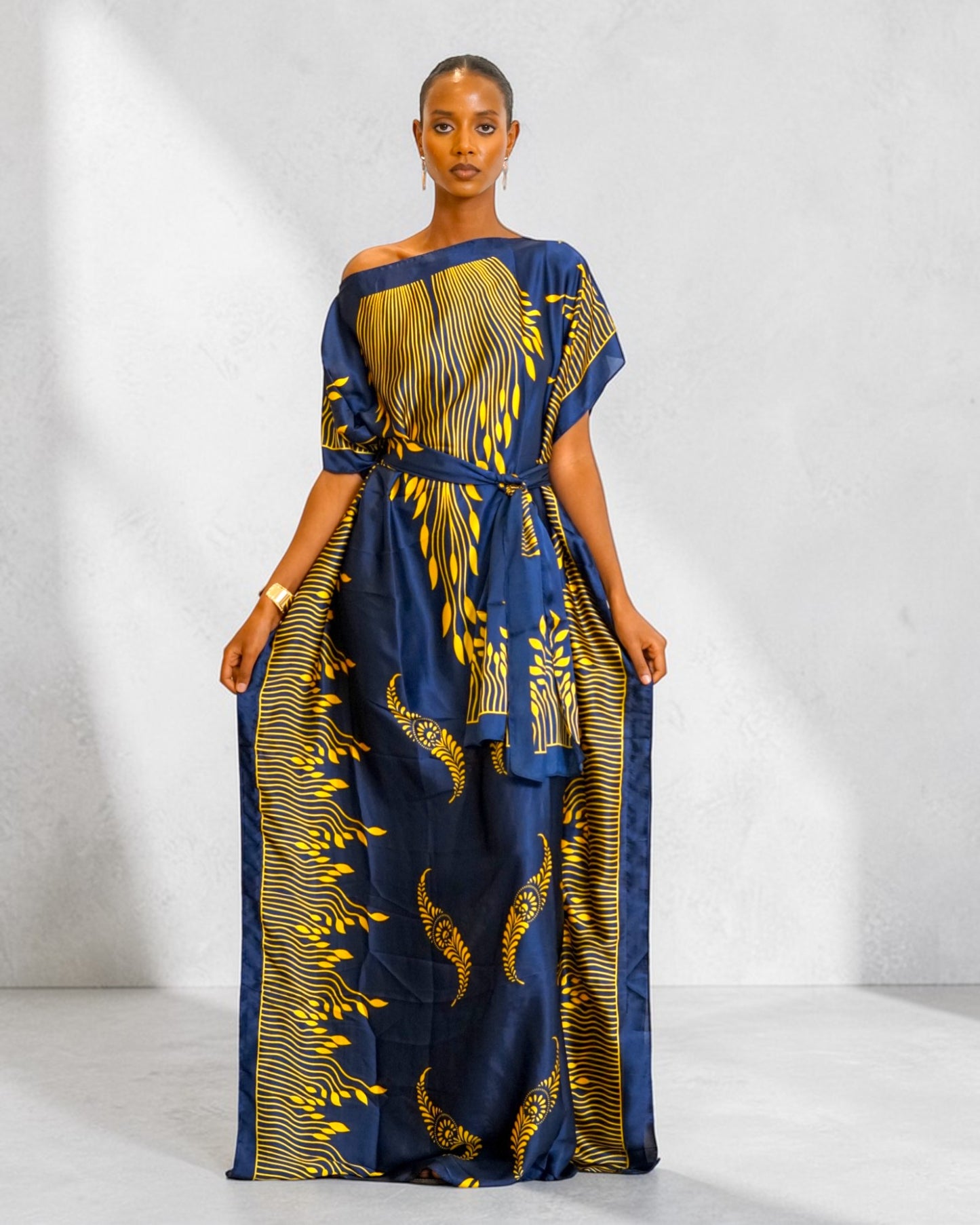 Breeze Derac -Soleil Noir (Lightweight Satin)