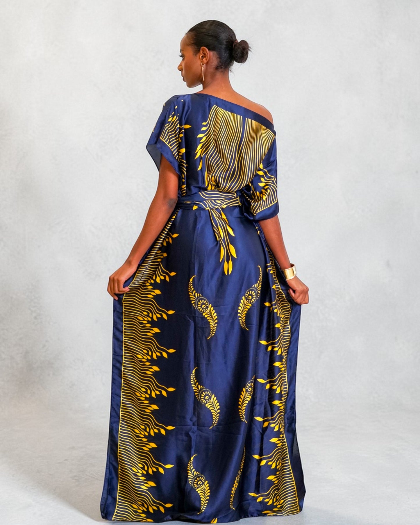 Breeze Derac -Soleil Noir (Lightweight Satin)