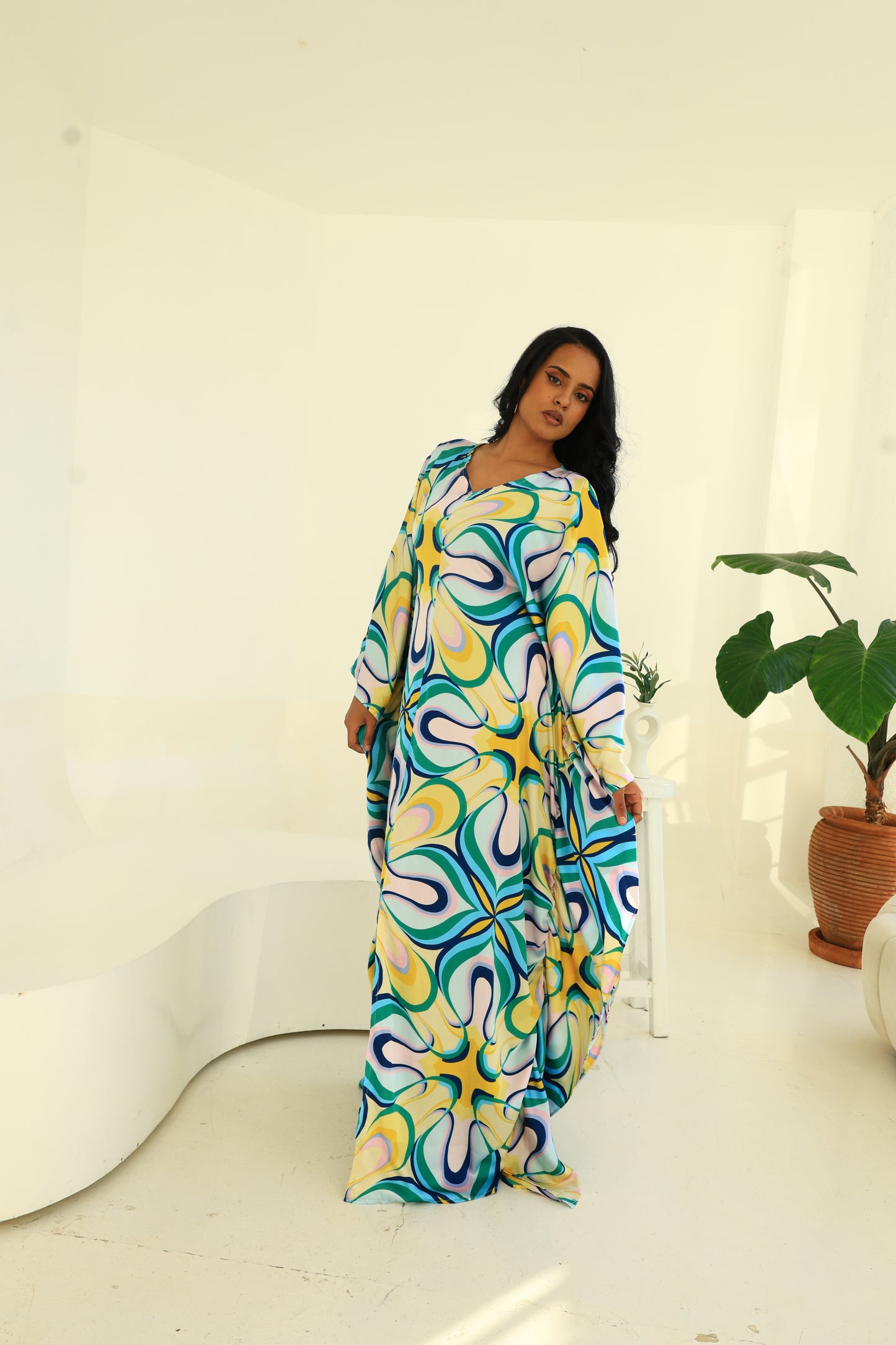 Porcelain Bloom Silk Derac - Ifrah Design