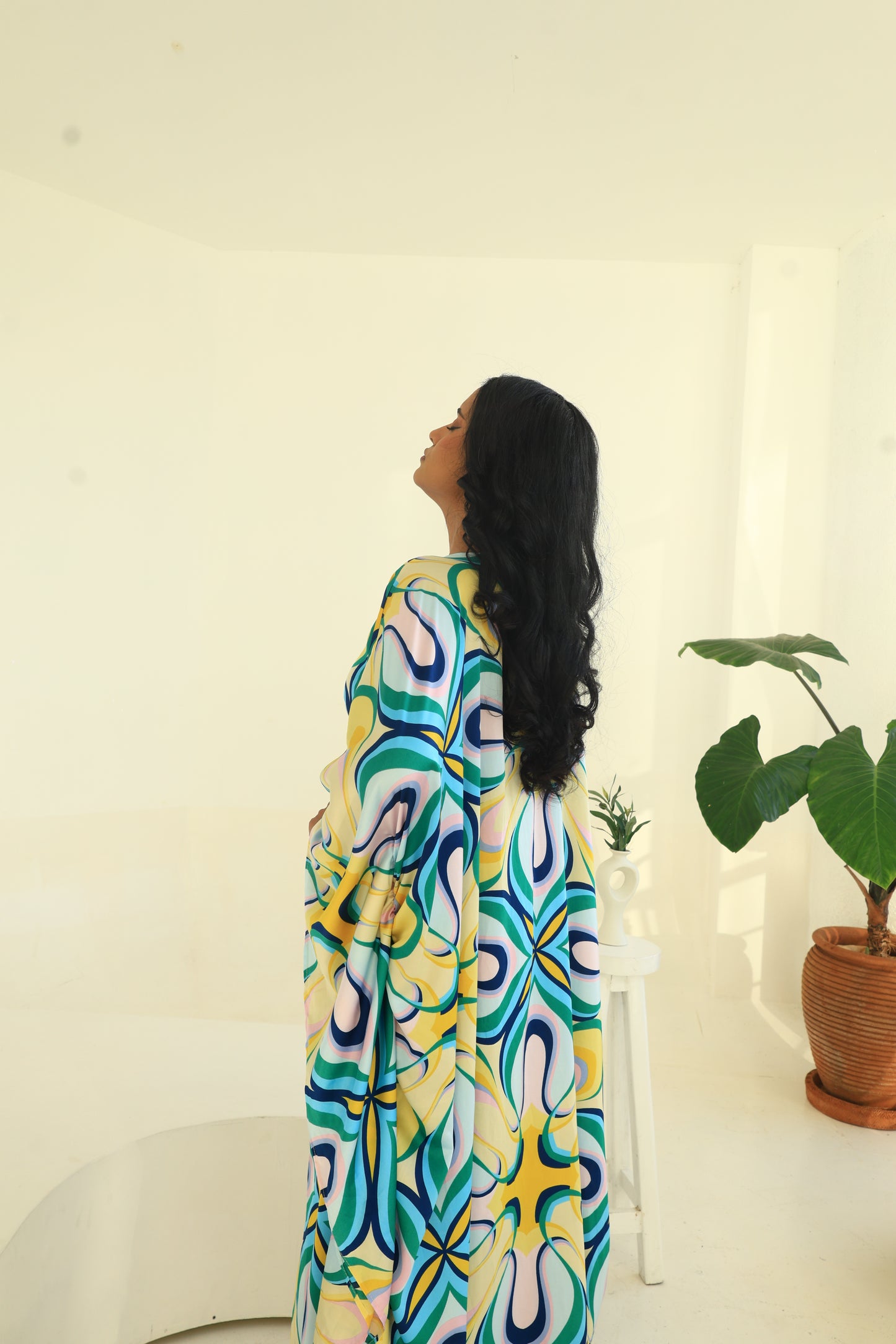 Porcelain Bloom Silk Derac - Ifrah Design