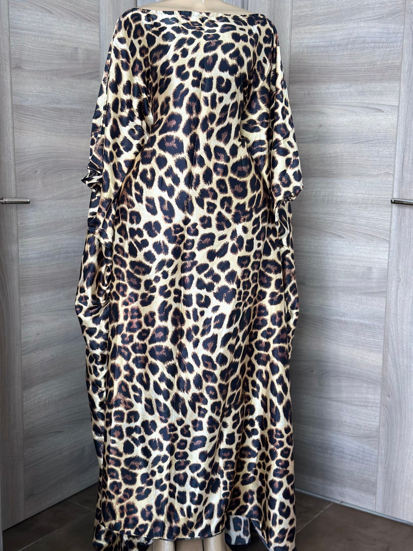 Saharan Prowl Silk Derac