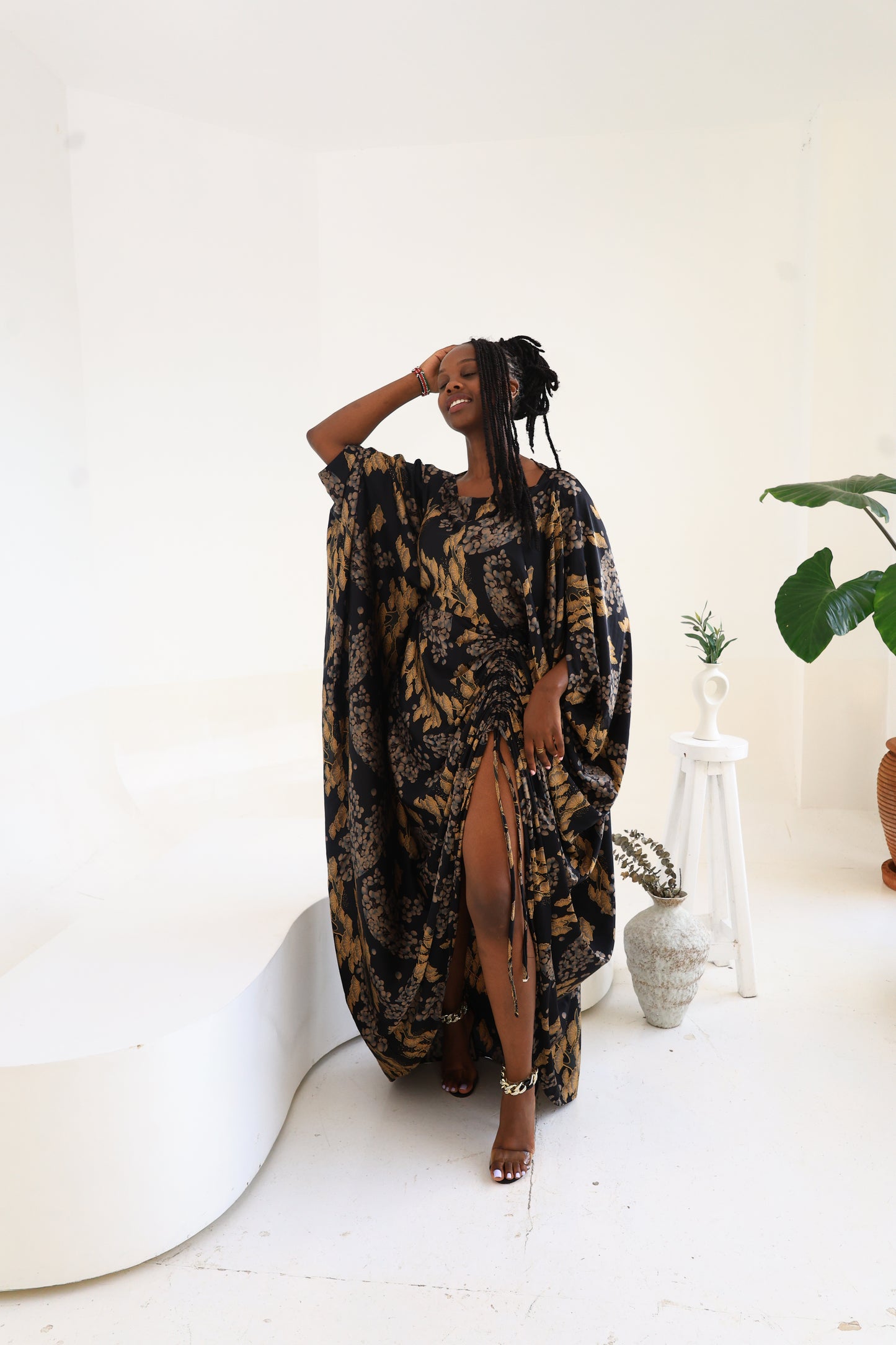 Gilded Vine Silk Derac - Kiara Design