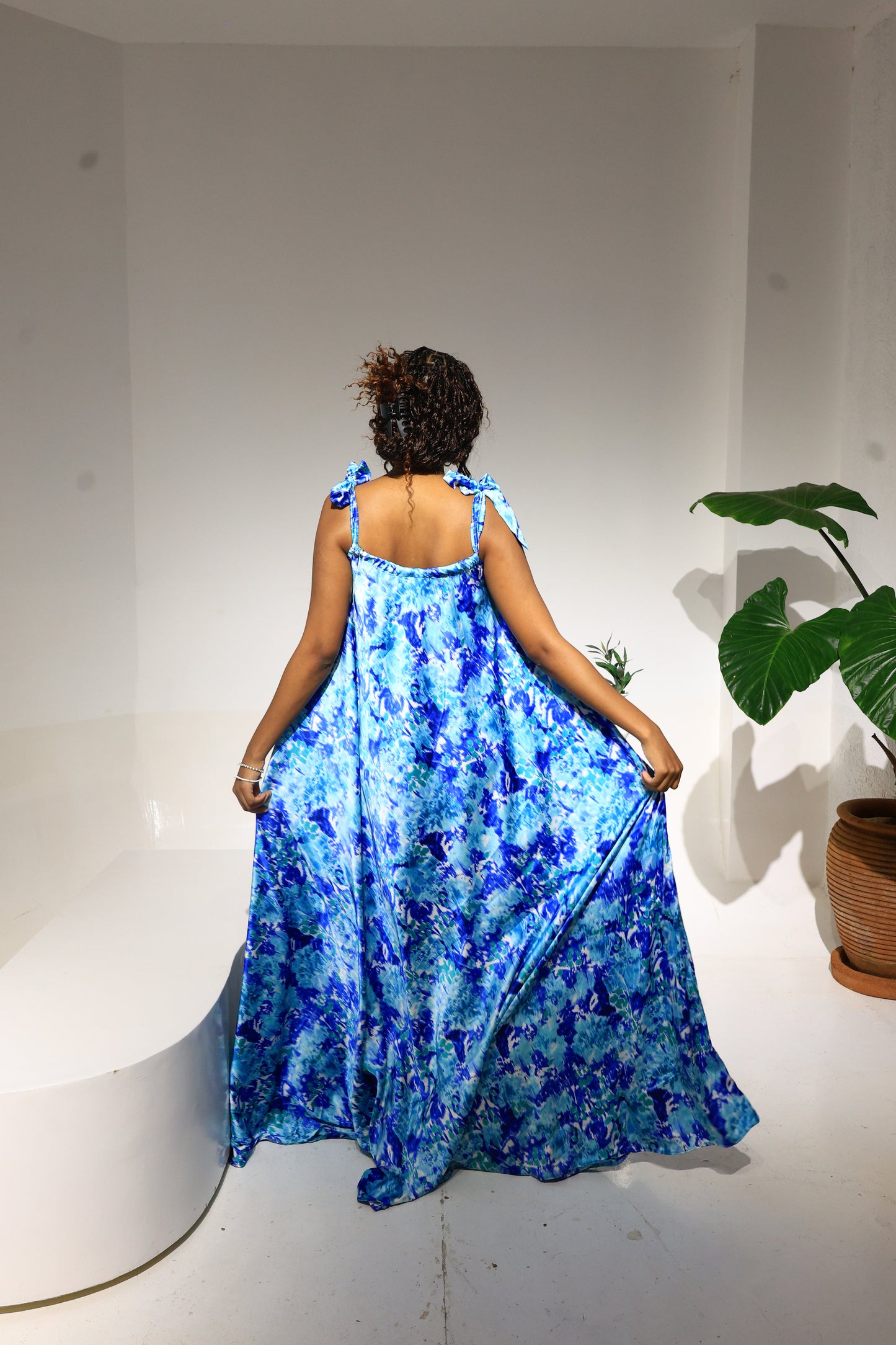 Ocean Veil Silk Derac -  Hana Design