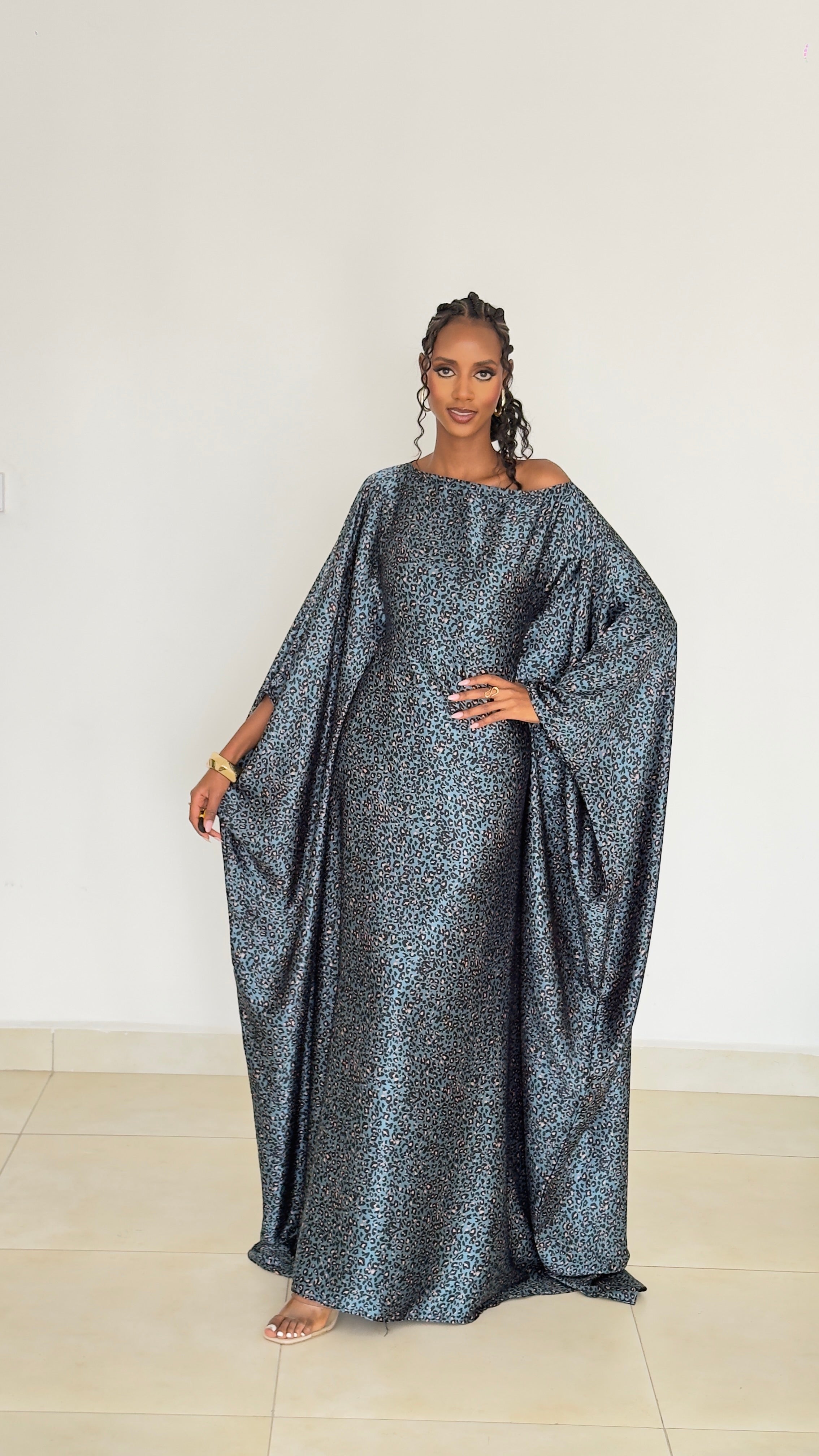 Derac Main character Derac - Sapphire Panther ( Silk Satin) – DERAC