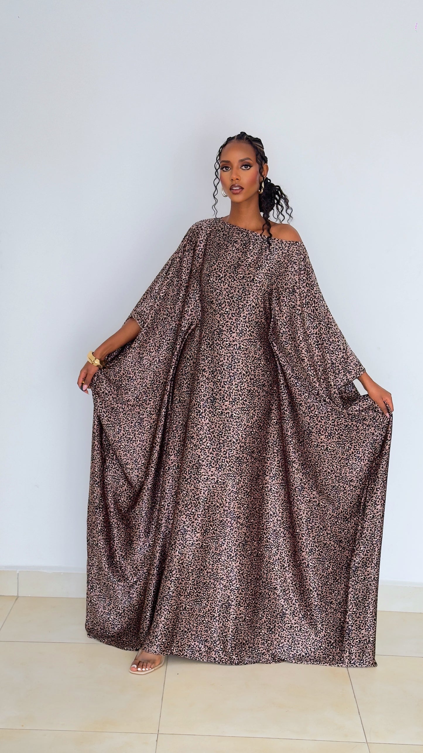 Main character Derac - Plum Leopard( Silk Satin)