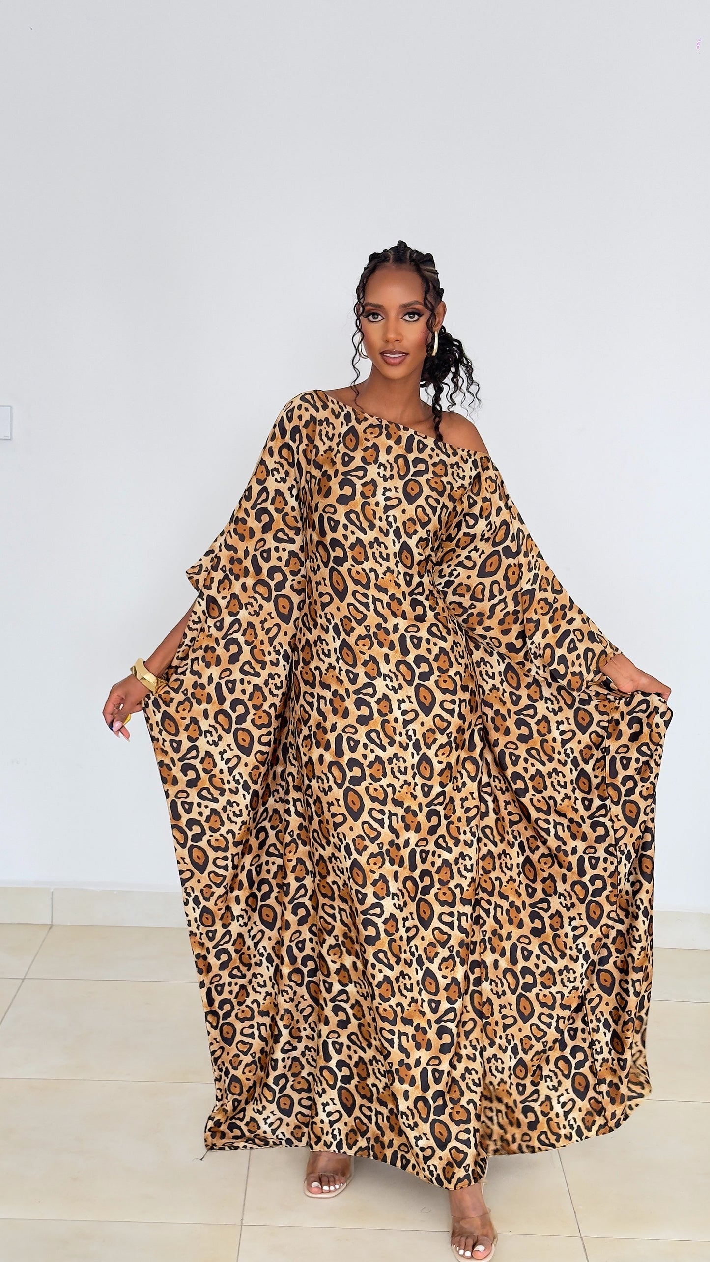 Main character Derac - Classic Leopard( Silk Satin)