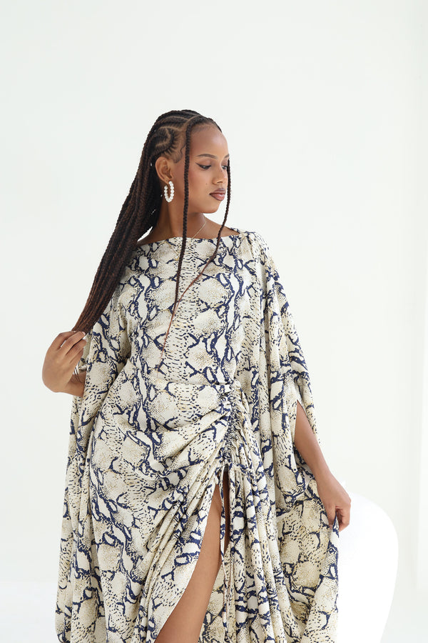 Kiara Derac - Desert Serpent (Silk satin)