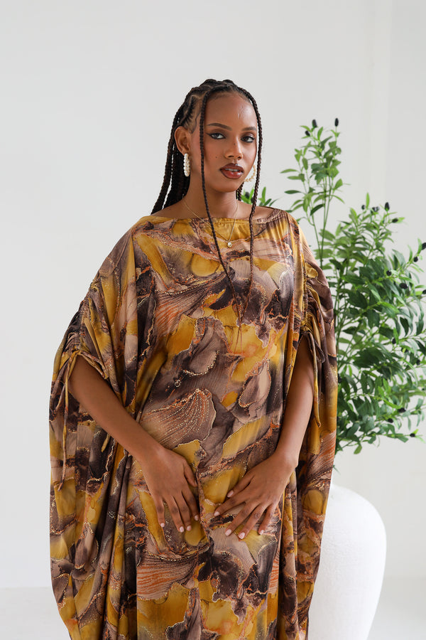 Main Character Derac - Amber Mirage (Silky satin)